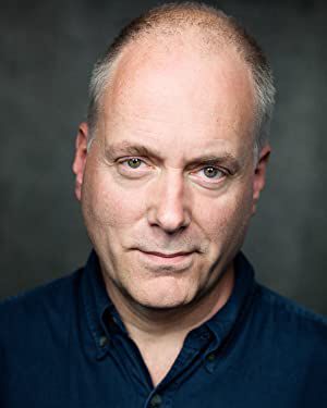 Official profile picture of Simon Treves