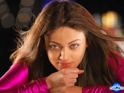 Photo of Sneha Ullal at a show