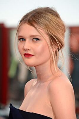 Official profile picture of Sophie Kennedy Clark