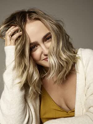 Official profile picture of Sophie Reynolds