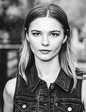 Official profile picture of Stefanie Scott
