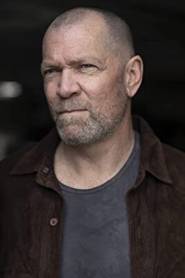 Official profile picture of Stephan Jones