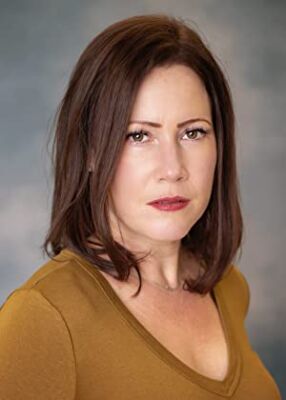 Official profile picture of Stephanie Swift