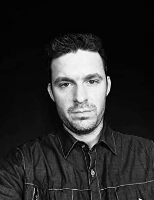 Official profile picture of Stephen Dean