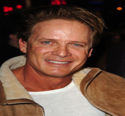 Official profile picture of Steve Bond