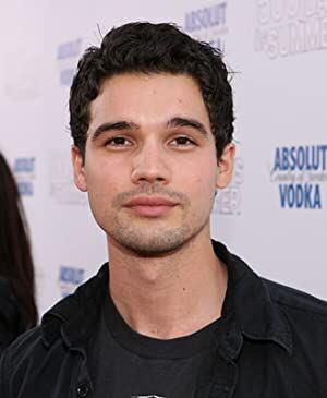 Official profile picture of Steven Strait