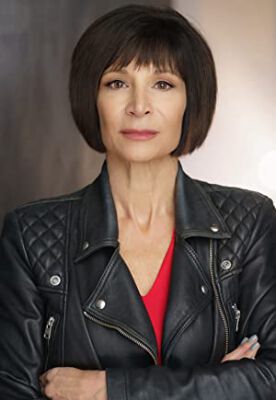 Official profile picture of Sue Giosa