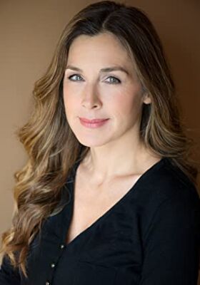 Official profile picture of Suzanna Lenir
