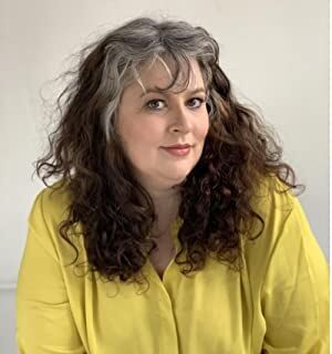 Official profile picture of Suzanne Smith