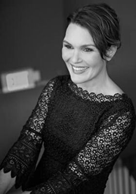 Official profile picture of Tara Rosling