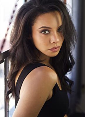 Official profile picture of Taylor Hook