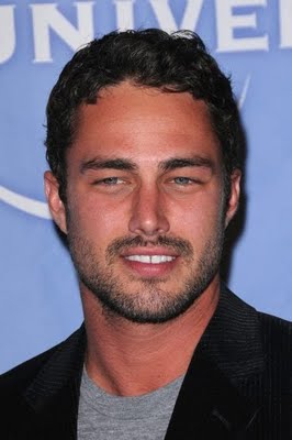 Official profile picture of Taylor Kinney