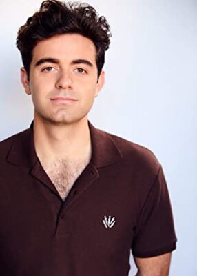 Official profile picture of Teddy Larsen