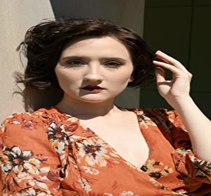 Official profile picture of Thea Clark