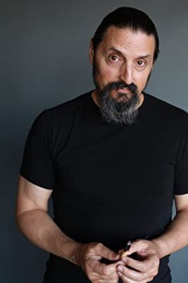 Official profile picture of Thom Rivera