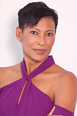 Official profile picture of Tiffanie Young