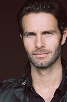 Official profile picture of Tom Parker