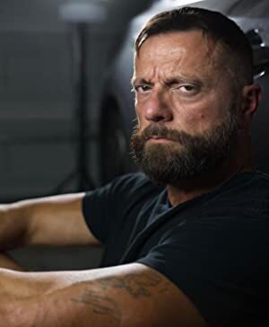 Official profile picture of Tom Sons