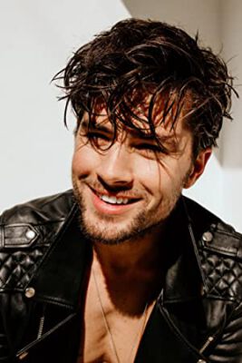 Official profile picture of Travis Burns