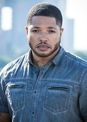 Official profile picture of Troy Faruk