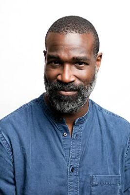 Official profile picture of Tunde Adebimpe