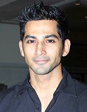 Official profile picture of Vivan Bhatena