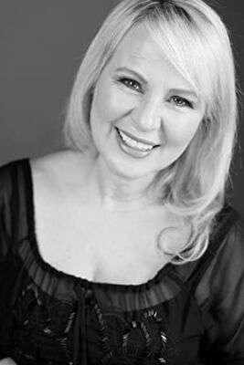Official profile picture of Wendee Lee