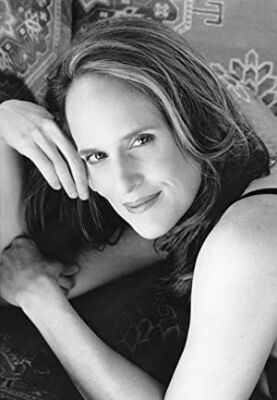 Official profile picture of Wendy Vanden Heuvel