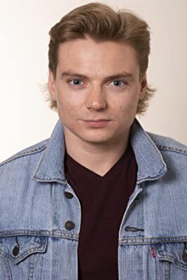 Official profile picture of Wesley Dean