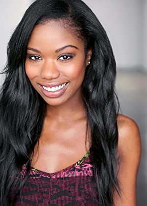 Official profile picture of Xosha Roquemore
