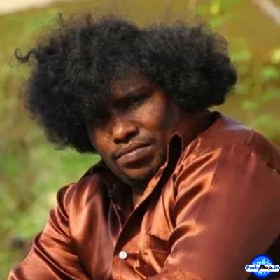 Photo of Yogi Babu at a concert