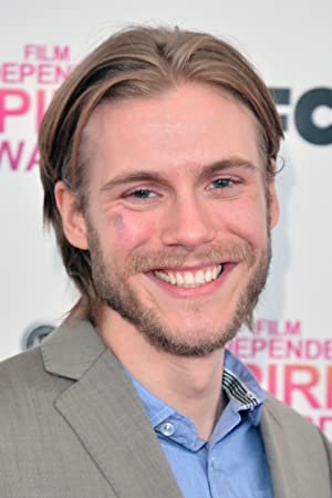 Official profile picture of Zachary Booth