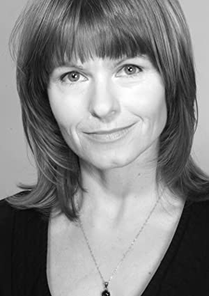 Official profile picture of Zo Hartley