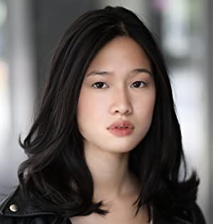 Official profile picture of Zoe Manarel