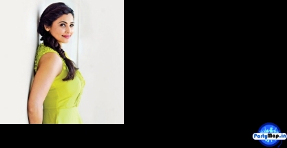 Photo of Daisy Shah at a concert