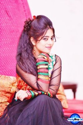 Official profile picture of Khushboo Kapoor