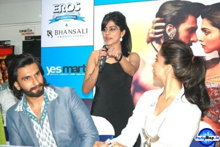 Official profile picture of Nadia Hakani