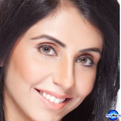 Photo of Nidhi Nakra at a concert