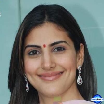 Photo of Parizaad Kolah at a concert