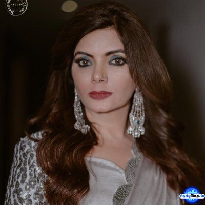 Photo of Satinder Satti at a show