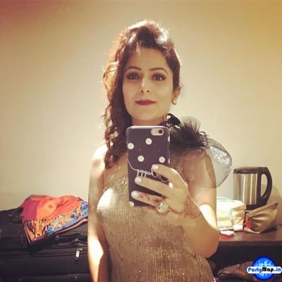 Photo of Shilpa Nainani at a concert