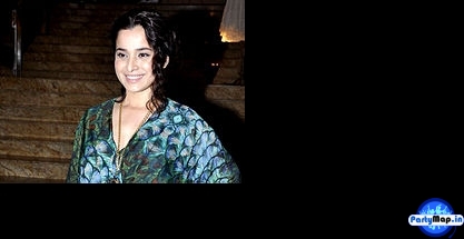 Photo of Simone Singh at a concert