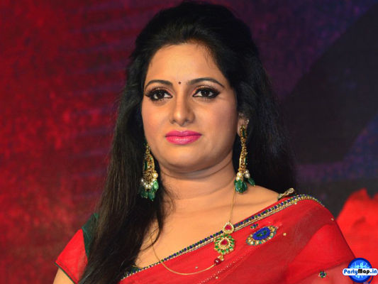 Photo of Udaya Banu at a concert