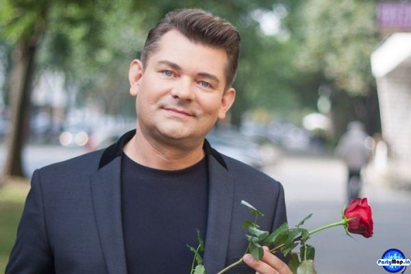 Photo of Akcent at a show