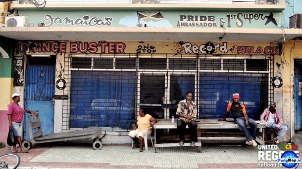 Photo of Orange Street at an appearance