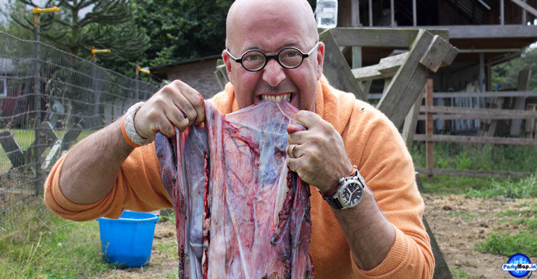 Photo of Andrew Zimmern at a show
