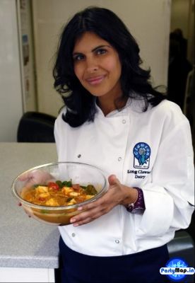 Photo of Anjum Anand at a concert