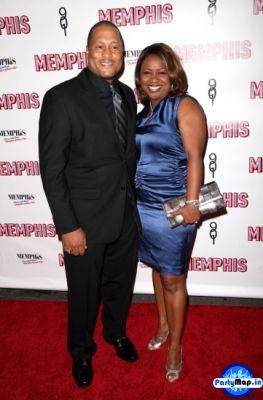 Photo of Gina Neely at an appearance