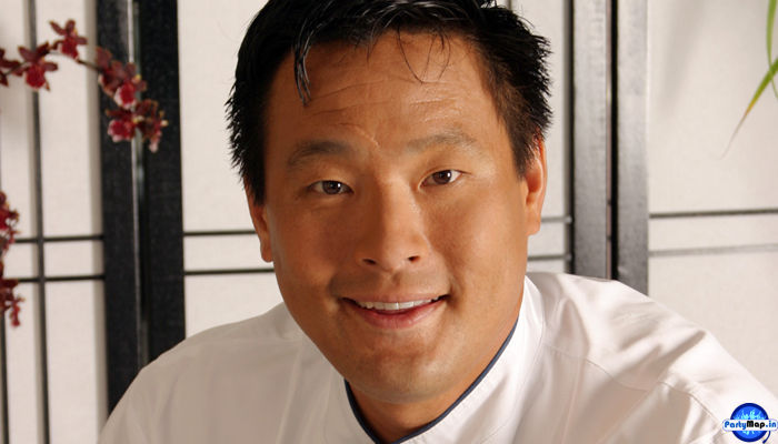 Photo of Ming Tsai at a show