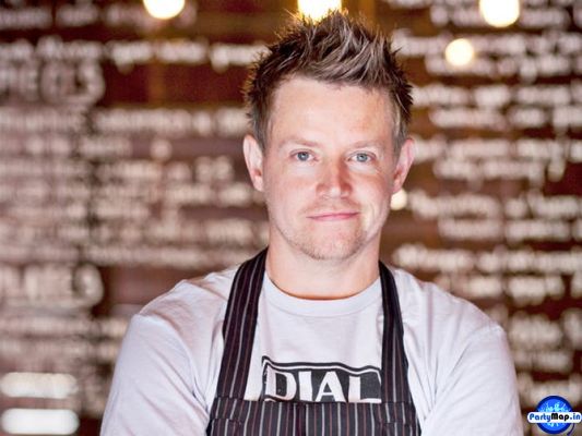 Photo of Richard Blais at a concert